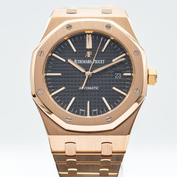 Audemars Piguet Royal Oak 15400OR.OO.1220OR.01